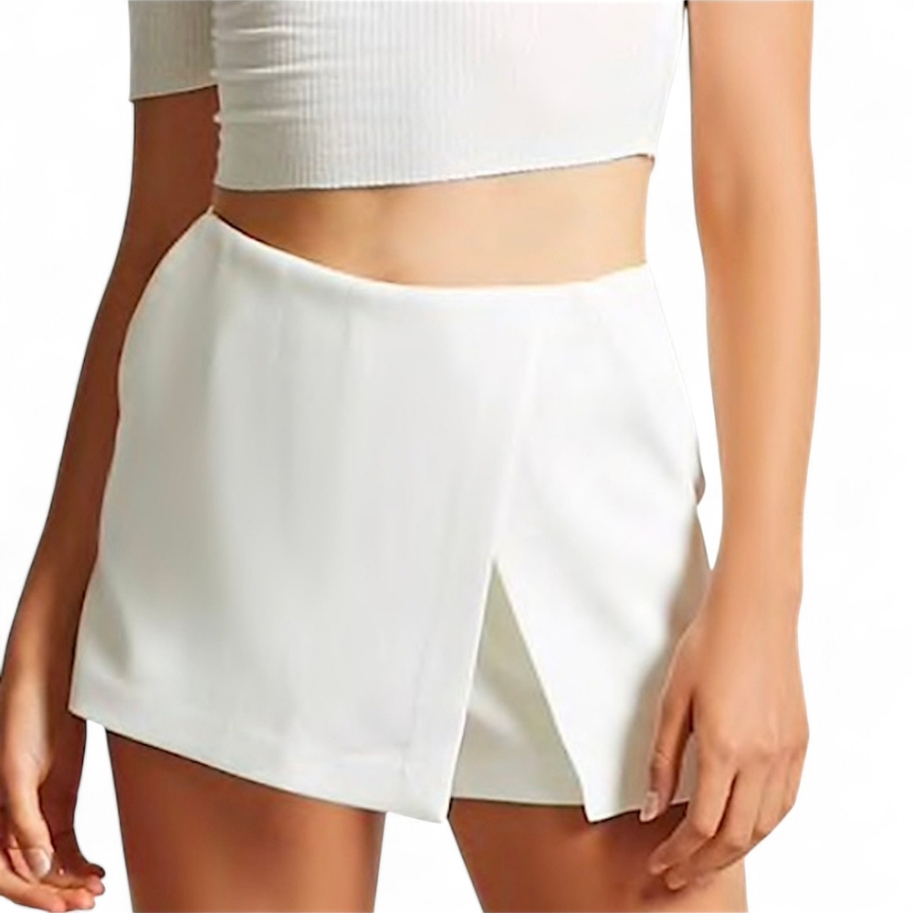 Forever 21 Women’s Ivory Dressy Skort | Size Small
